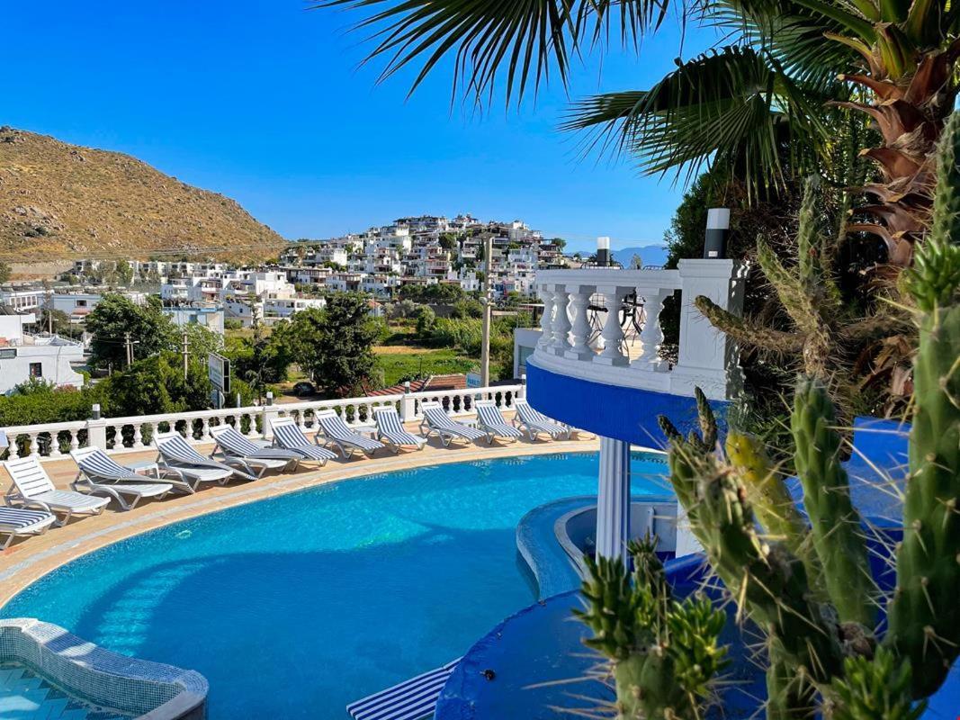 Aspat Hotel Bodrum - Beach&Restaurant エクステリア 写真